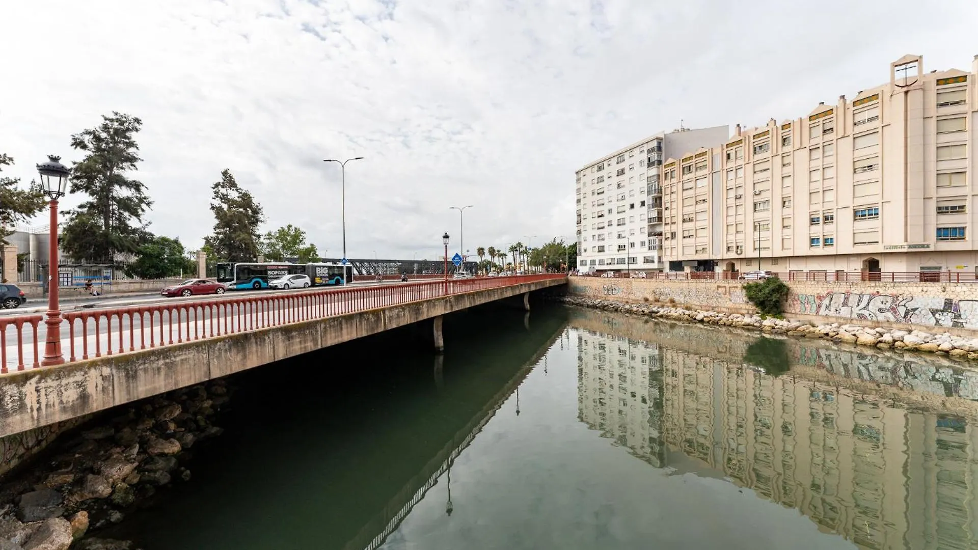 Malagasuite River Views Center 0*, Malaga Spain